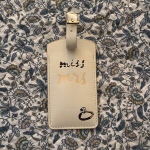 kate spade Cream "mrs" Luggage Tag with Gold and Black Accents